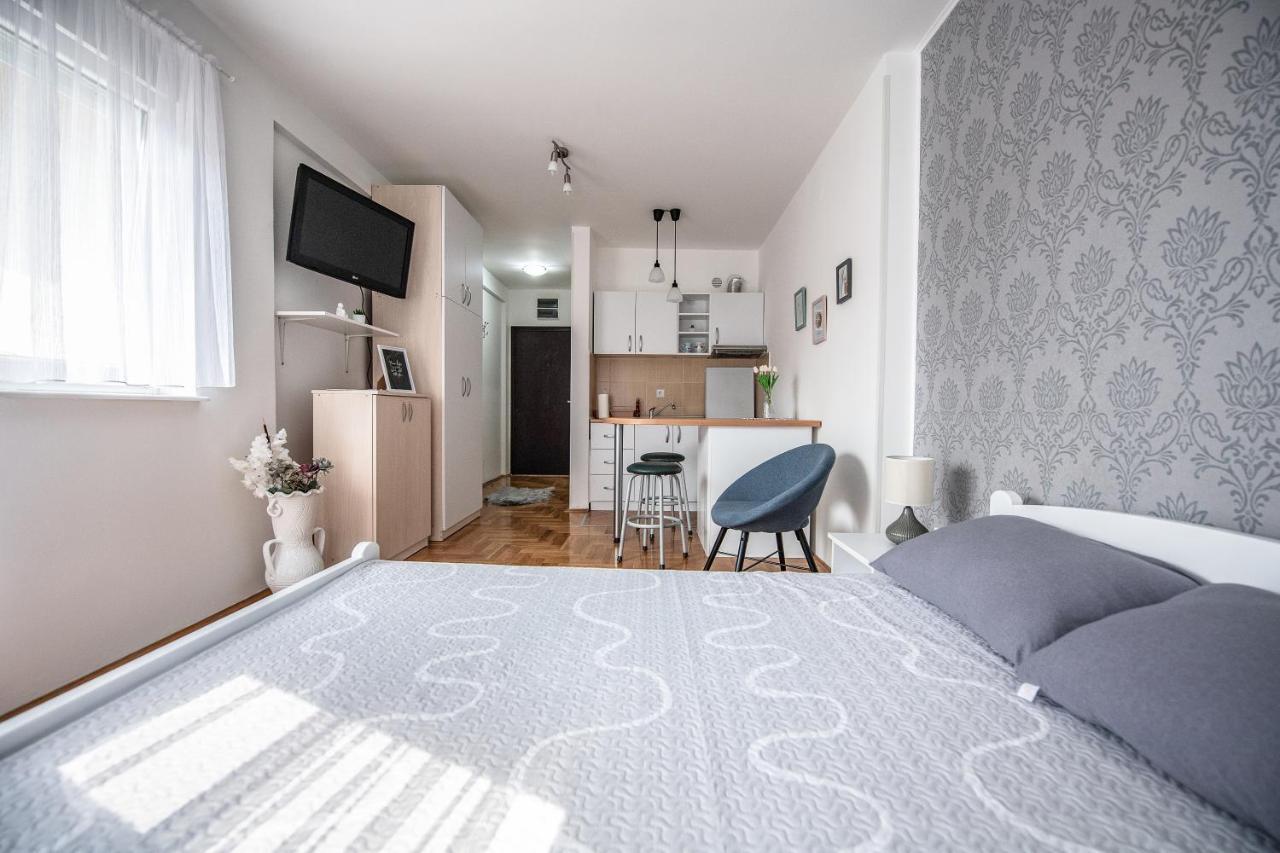 Stella Modern Apartment 2 Újvidék Kültér fotó