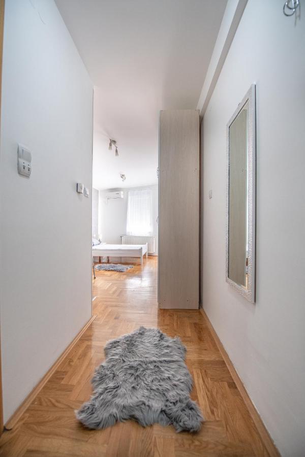 Stella Modern Apartment 2 Újvidék Kültér fotó