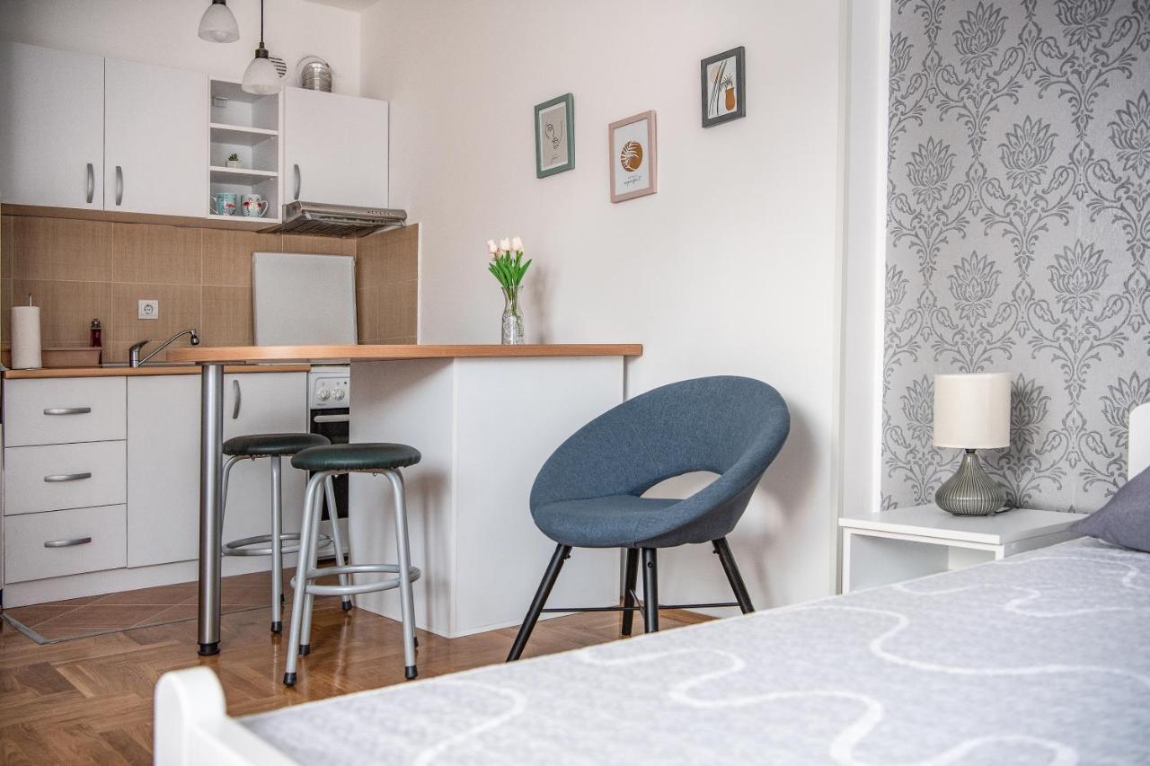 Stella Modern Apartment 2 Újvidék Kültér fotó
