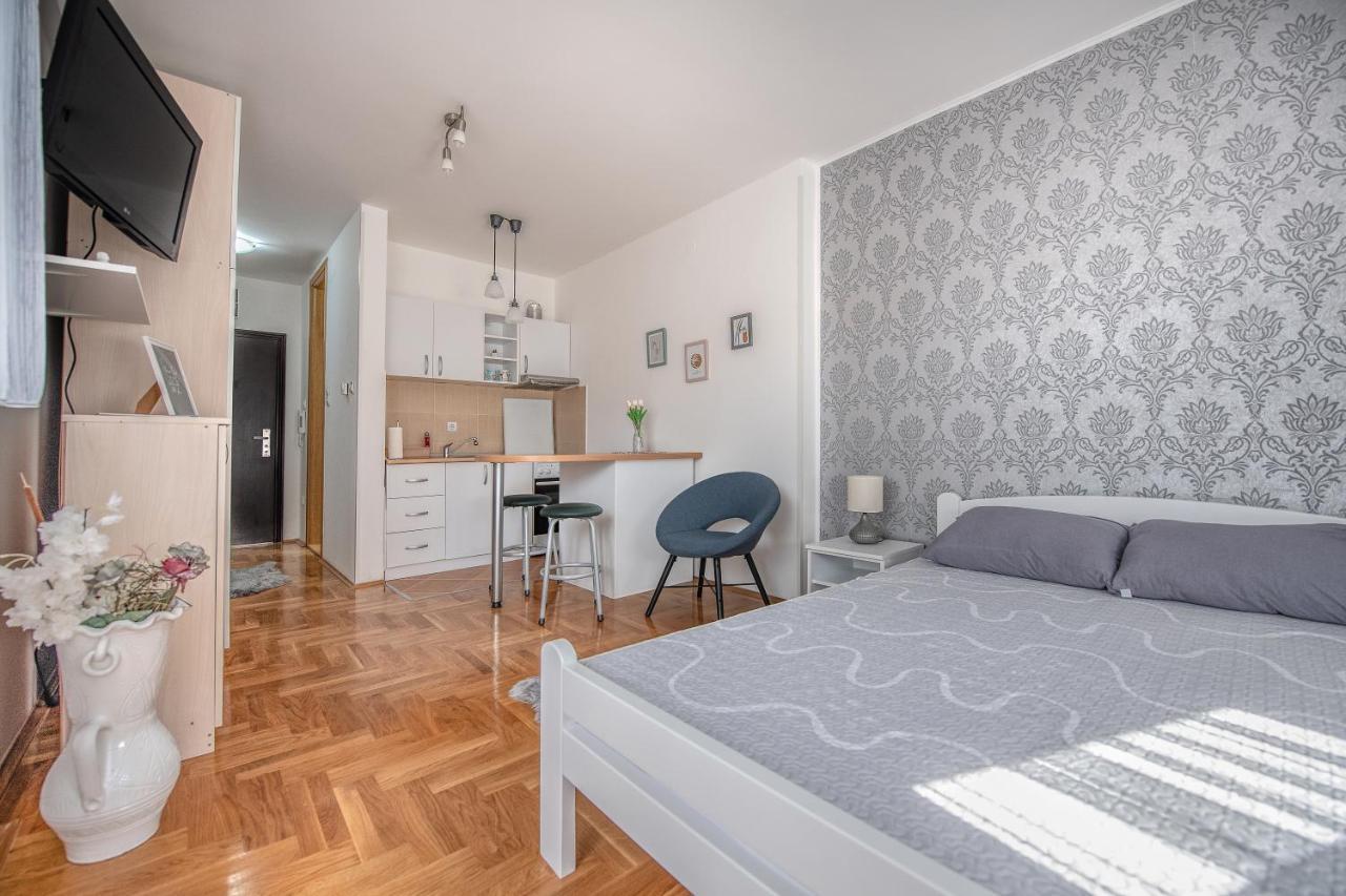 Stella Modern Apartment 2 Újvidék Kültér fotó